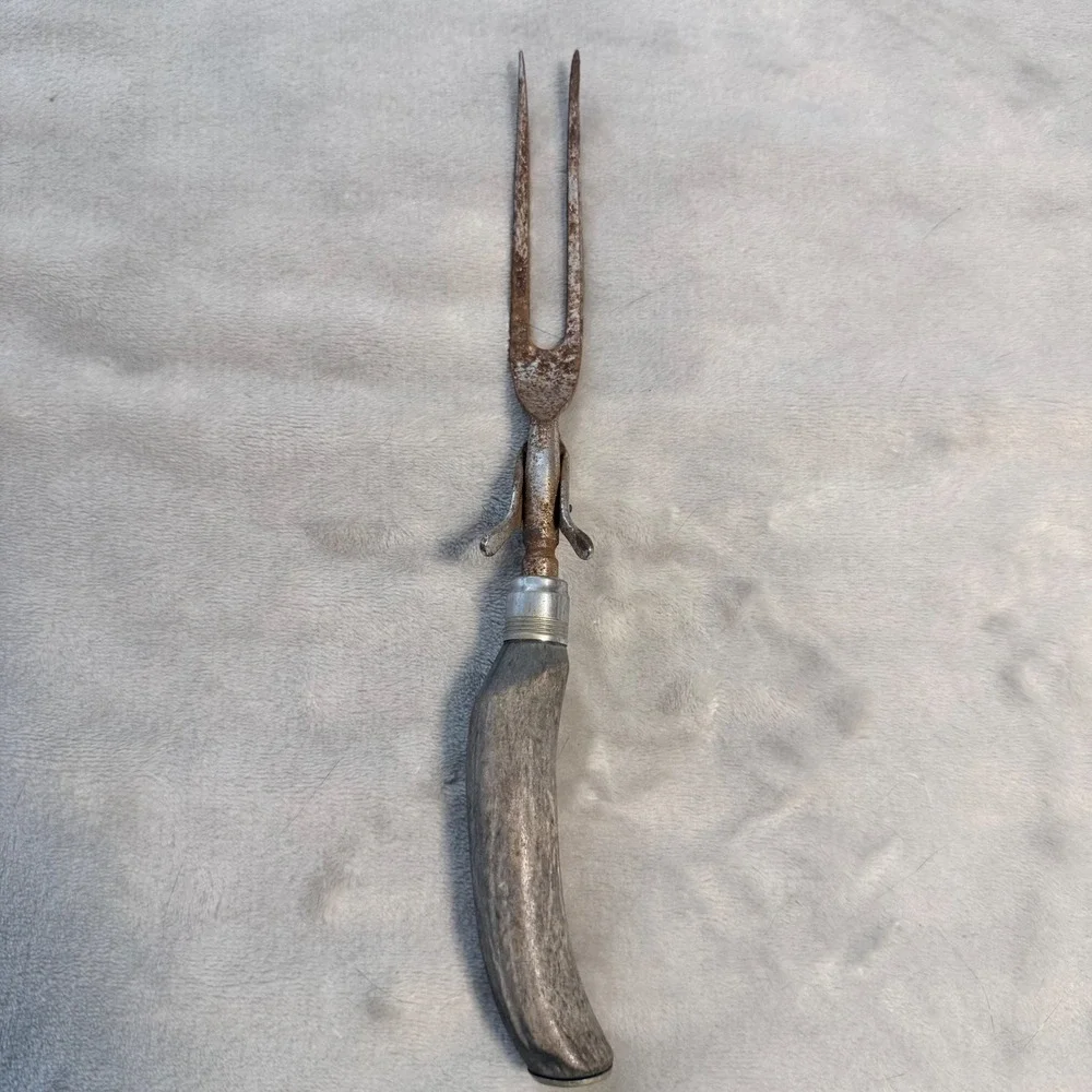 Antique Stag Antler Handle Meat Carving Fork Folding Stand Guard 10.5